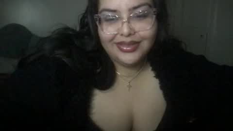 Prettypink Tinyhole online show from January 11, 3:42 pm