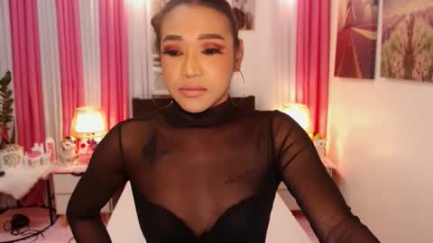 Queen Agatha online show from December 18, 9:14 am