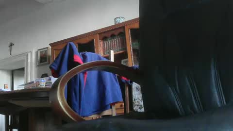 pytongru70 online show from February 15, 4:34 pm