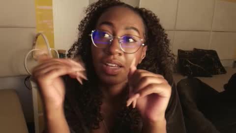 Keyla Queen Black online show from December 2, 9:46 pm