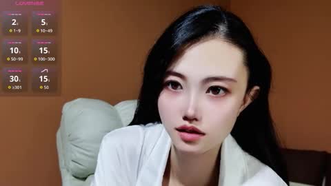 qiqi_1118 online show from October 27, 5:24 pm