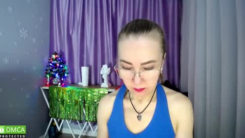 Snapshot of queen_a_n_i chatting on January 14, 11:10 am A N I  Ill be here on December 1st online show from January 14, 11:10 am