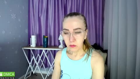 Snapshot of queen_a_n_i chatting on February 15, 2:33 pm A N I  Ill be here on December 1st online show from February 15, 2:33 pm