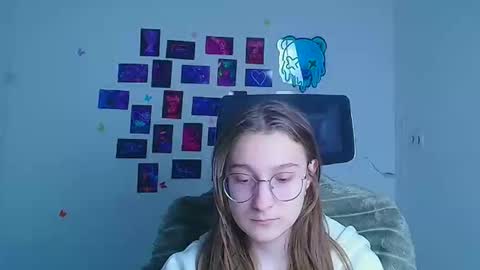 Amelie online show from February 27, 12:20 pm