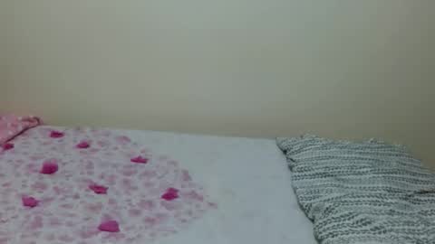 queen ema online show from October 26, 4:02 am