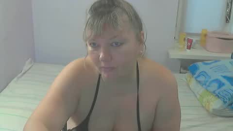 queen_jane8 online show from October 25, 11:42 am