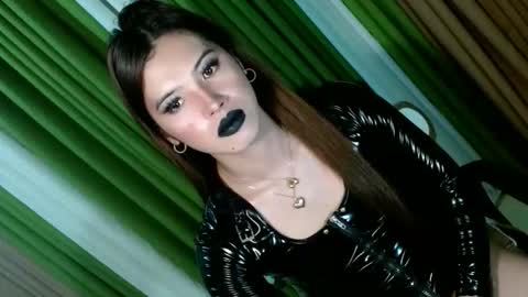 Snapshot of queen_kendalx19 chatting on October 4, 2:09 am Kendal online here from 6am-3pm philippine time online show from October 4, 2:09 am