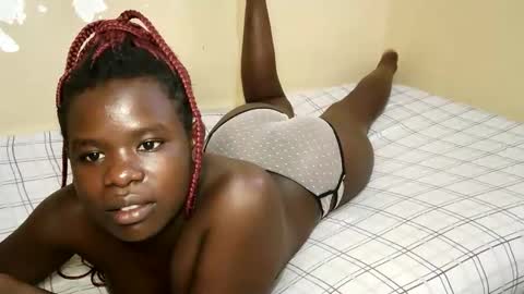 queen_latasha online show from June 11, 7:39 am