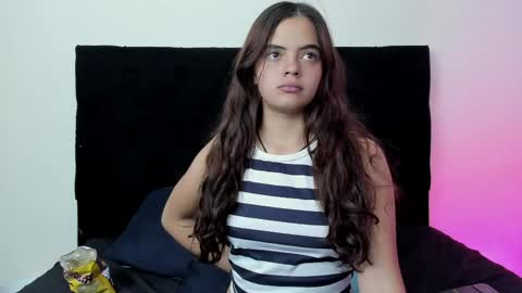 queen_misy online show from April 6, 8:10 pm