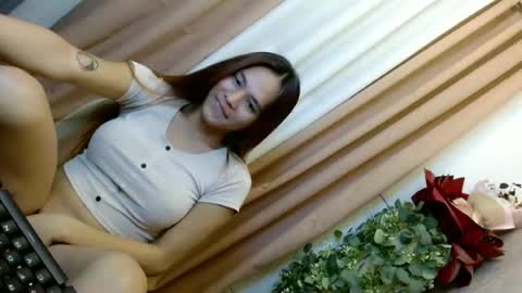 CALL ME YOUR QUEEN AIVY1 online show from July 2, 10:37 pm