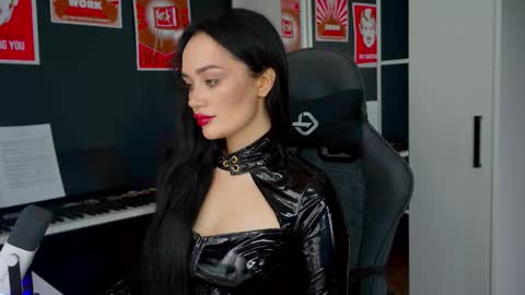 Your world and the universe Aliss online show from September 13, 3:31 am