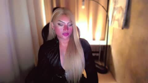 ARTHA online show from December 17, 7:15 pm