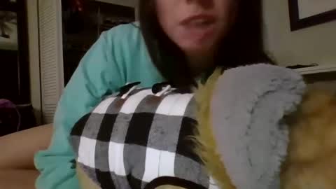 queenbee6269 online show from January 7, 6:05 am