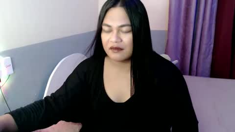 queenbee_mistress online show from February 13, 10:34 am