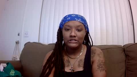 Queen Chief online show from January 15, 8:12 am