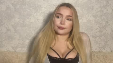 queenkat33 online show from June 8, 9:59 pm