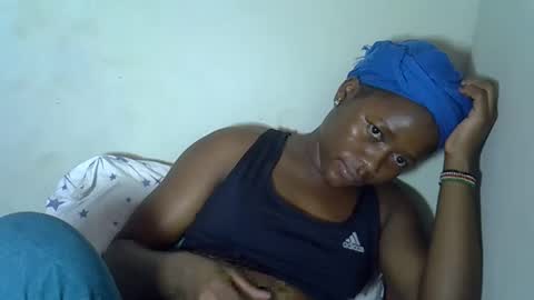 queenlena868103 online show from November 16, 6:10 pm