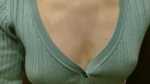 queenoftenderness online show from March 20, 11:10 pm