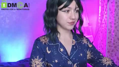     follow my new insta  online show from November 19, 5:34 pm