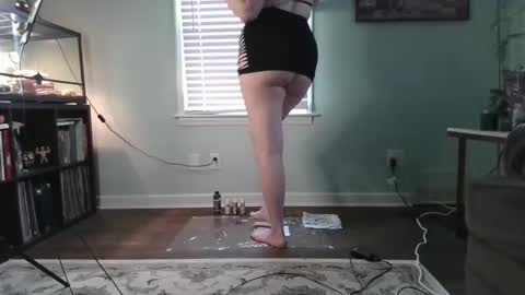 queenpeach13 online show from February 20, 8:00 pm