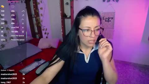 queenrose94 online show from February 27, 4:21 pm