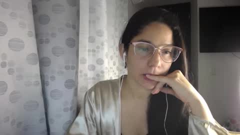 Paola online show from March 26, 4:40 am