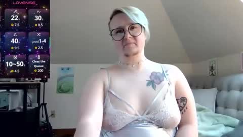 queerlyjaz online show from April 21, 5:53 pm