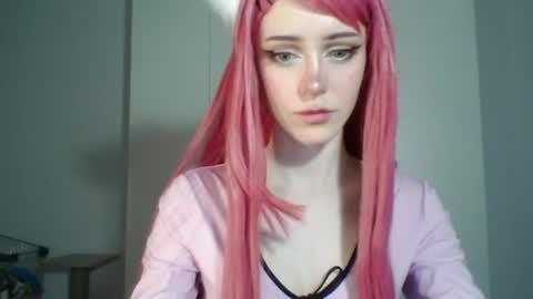 Lana Pollio online show from July 7, 3:05 pm