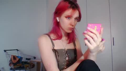 Lana Pollio online show from June 17, 3:17 pm