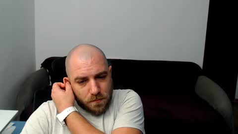 R0bila online show from October 12, 7:49 pm