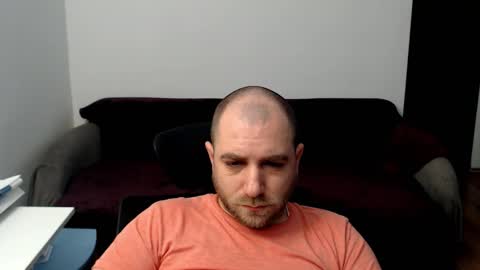 R0bila online show from December 19, 11:44 pm