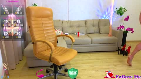 Jess  John online show from January 20, 10:59 pm