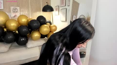 RACHEL ES online show from October 7, 6:42 am