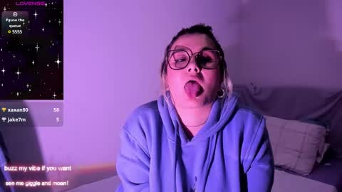 Rachel Foss online show from January 4, 1:52 am