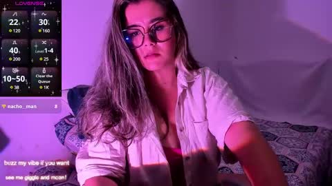 Rachel Foss online show from December 18, 10:02 pm