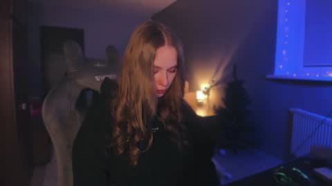 Snapshot of rachel_passion chatting on December 16, 1:21 am Diana online show from December 16, 1:21 am