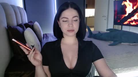 Call me Miss. online show from April 24, 8:22 pm