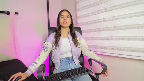 Rachell online show from March 2, 3:34 am