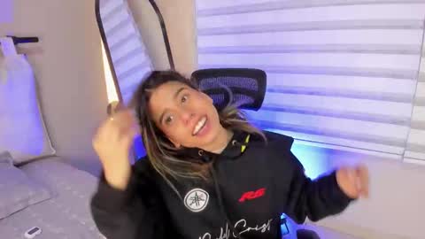 Rachell online show from November 26, 4:10 am