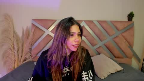 Rachell online show from April 1, 4:24 am