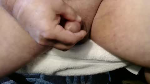 radb0ne online show from November 20, 4:37 pm