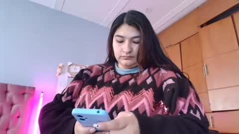 radiantgoddes online show from January 3, 1:02 pm