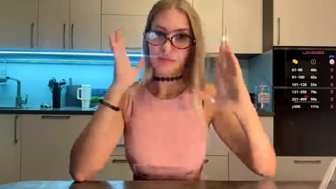 Mila online show from March 30, 4:40 pm