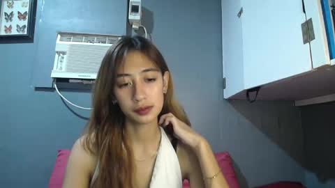 Rae online show from March 29, 1:02 pm