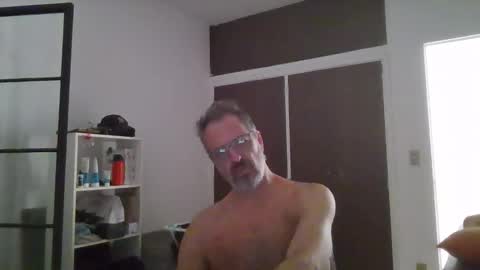 Big Uncle Jungle online show from November 6, 8:12 pm