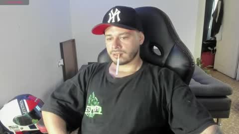 ragnar_lothbrok77 online show from September 22, 10:25 pm