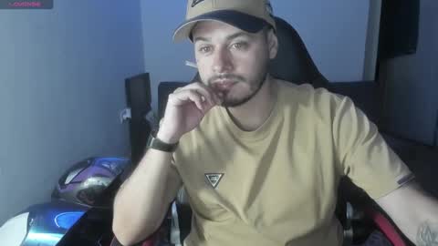 ragnar_lothbrok77 online show from September 11, 4:25 am