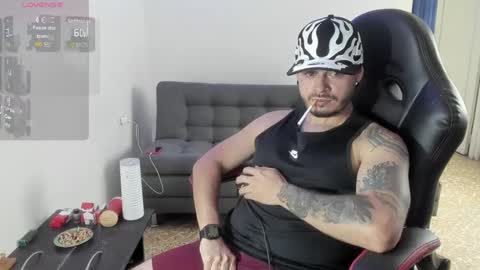 ragnar_lothbrok77 online show from October 8, 7:53 pm