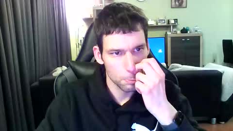 Raimondo te Paste online show from February 2, 5:42 pm