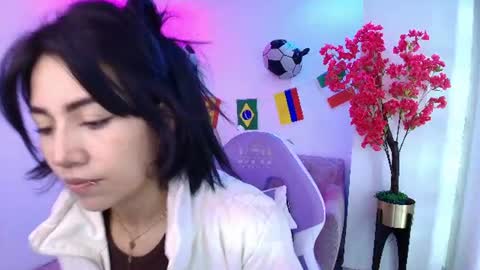 Rainy  online show from July 19, 11:46 am